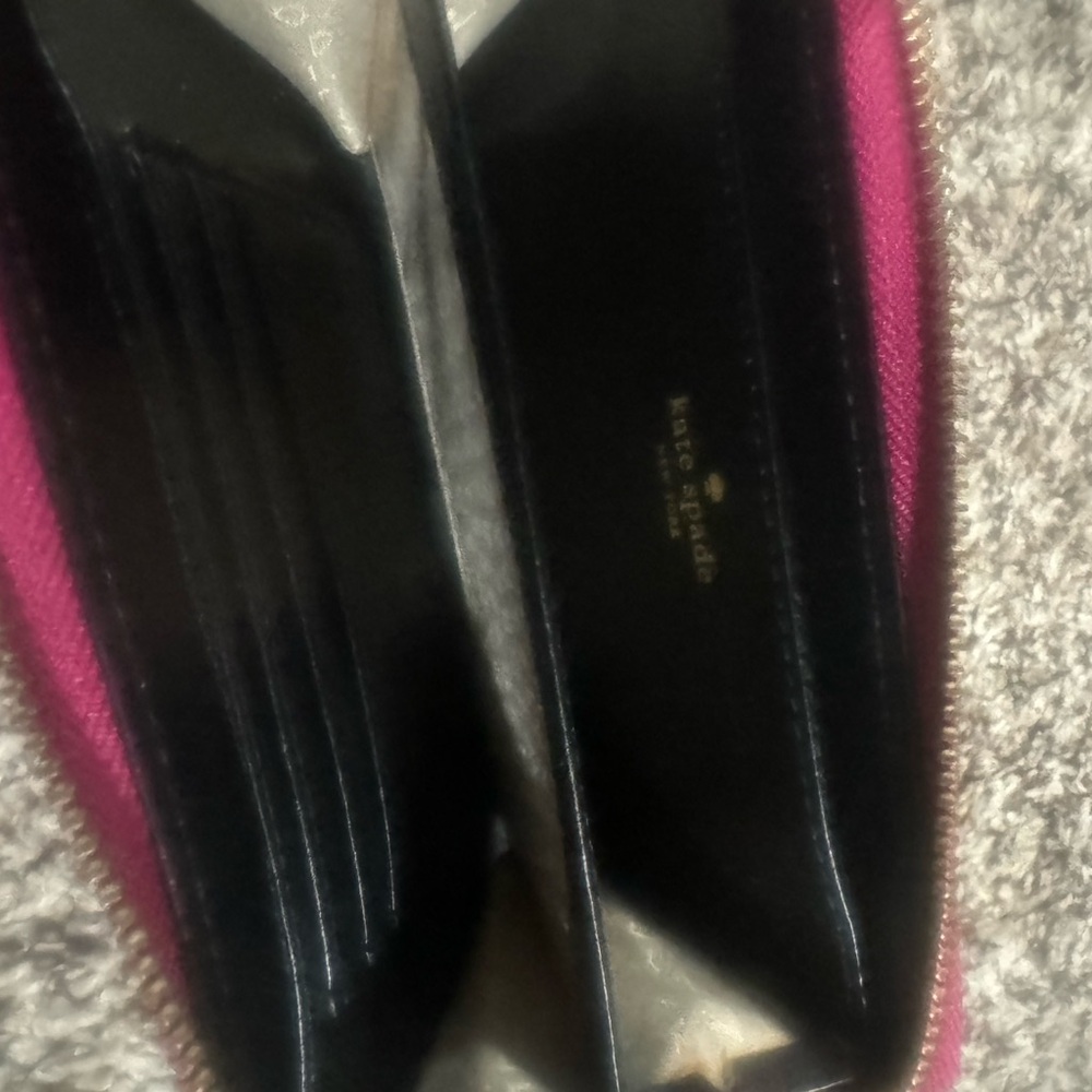 Kate Spade wristlet/wallet - Picture 6 of 7